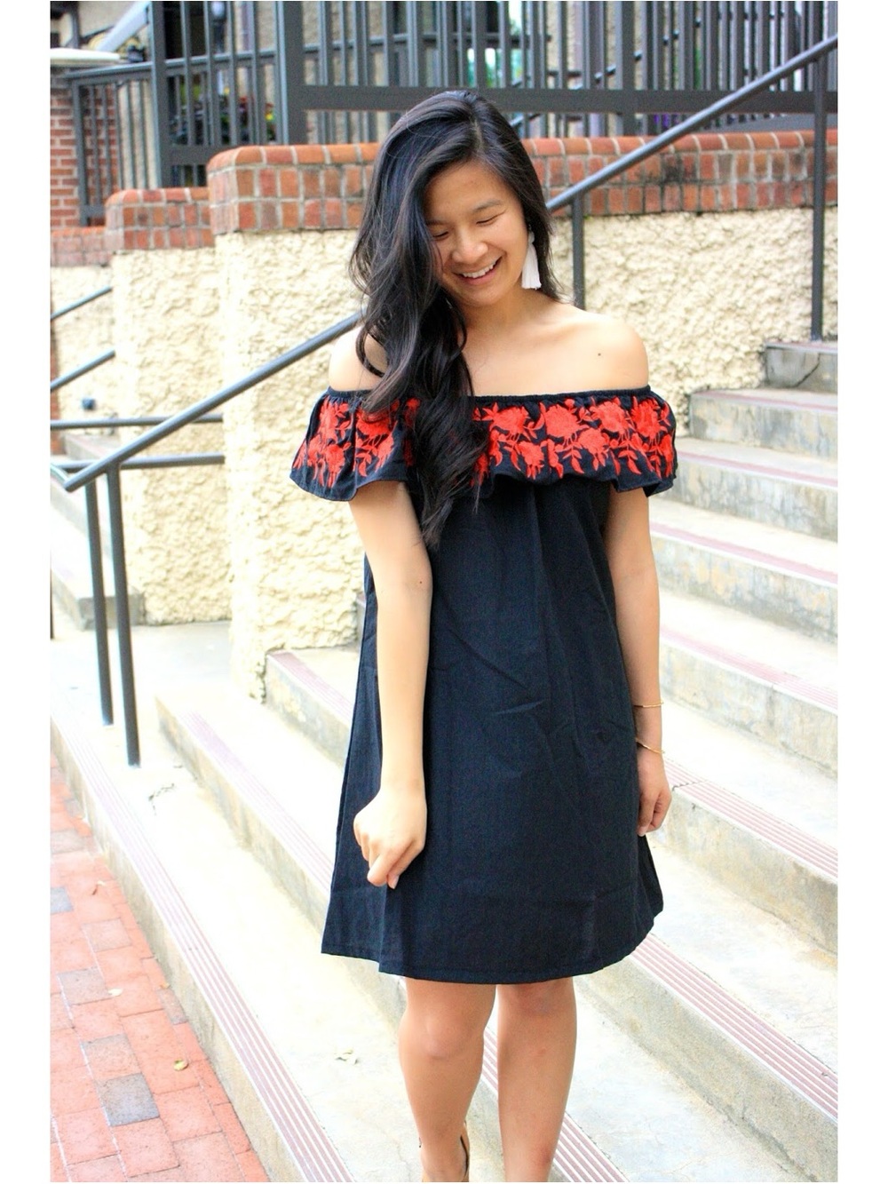 Umgee Women's Floral Embroidered Black Large Off Shoulder Tunic Dress Bohemian